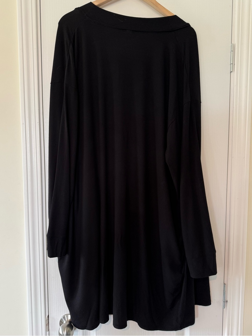 Skims Soft Lounge Robe - Picture 9 of 11